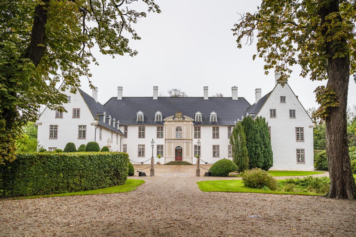 Замок Шакенборг Дания